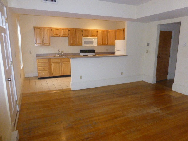 1404 Beacon St, Coolidge Corner