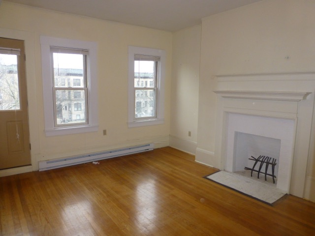 1404 Beacon St, Coolidge Corner