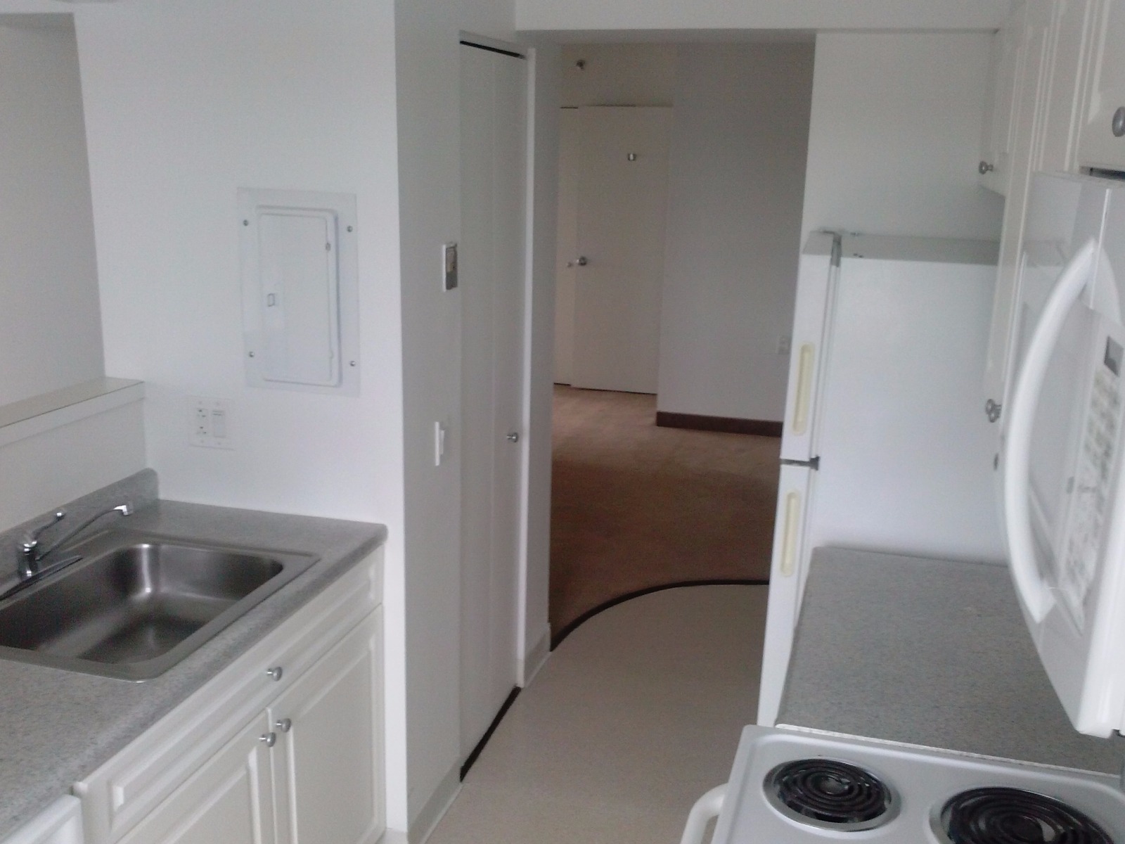 2 bed, 1 bath apartment for rent at 1925 Commonwealth Ave Unit 902, Brighton
