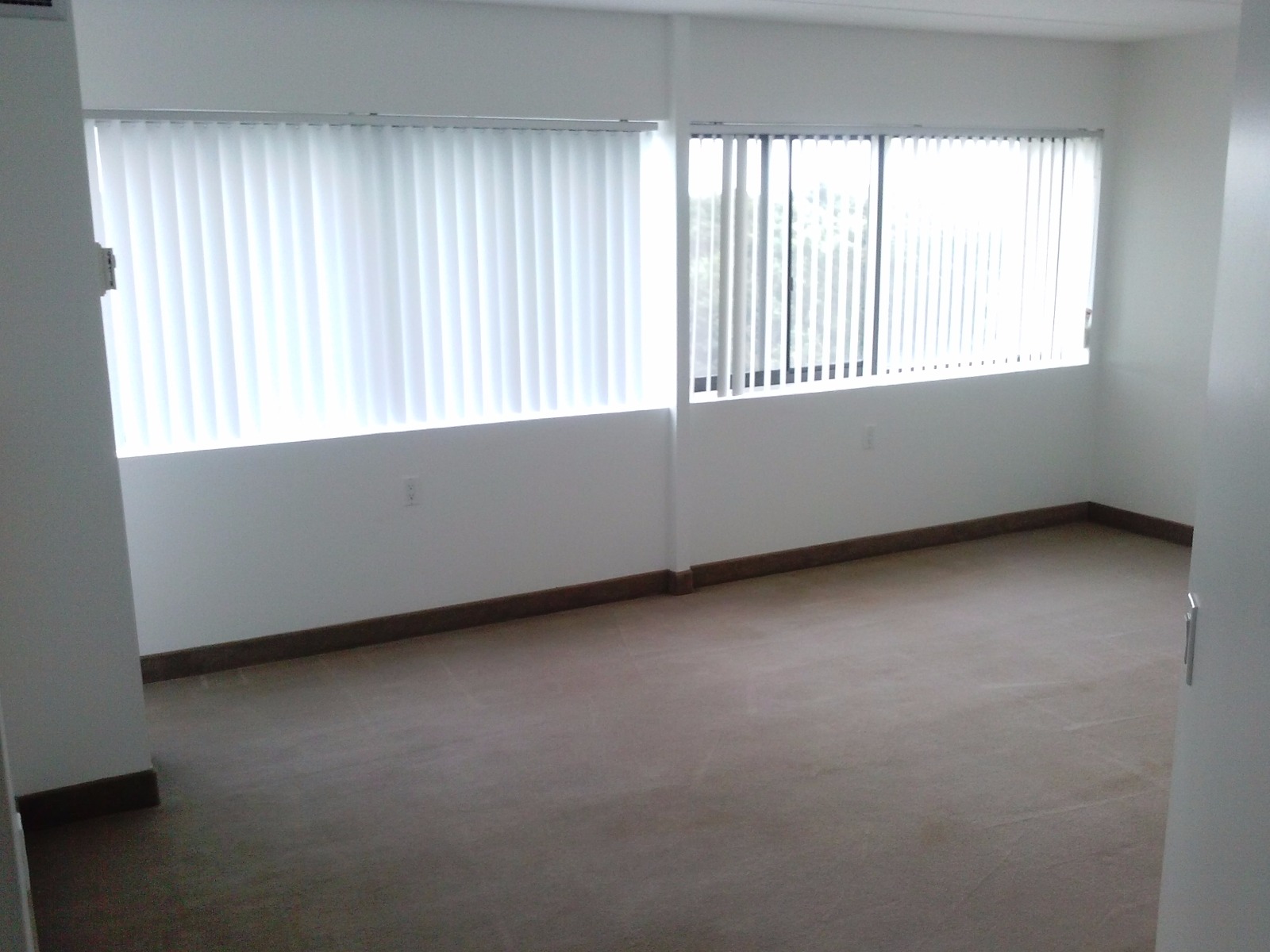 2 bed, 1 bath apartment for rent at 1925 Commonwealth Ave Unit 902, Brighton — photo 4 of 11