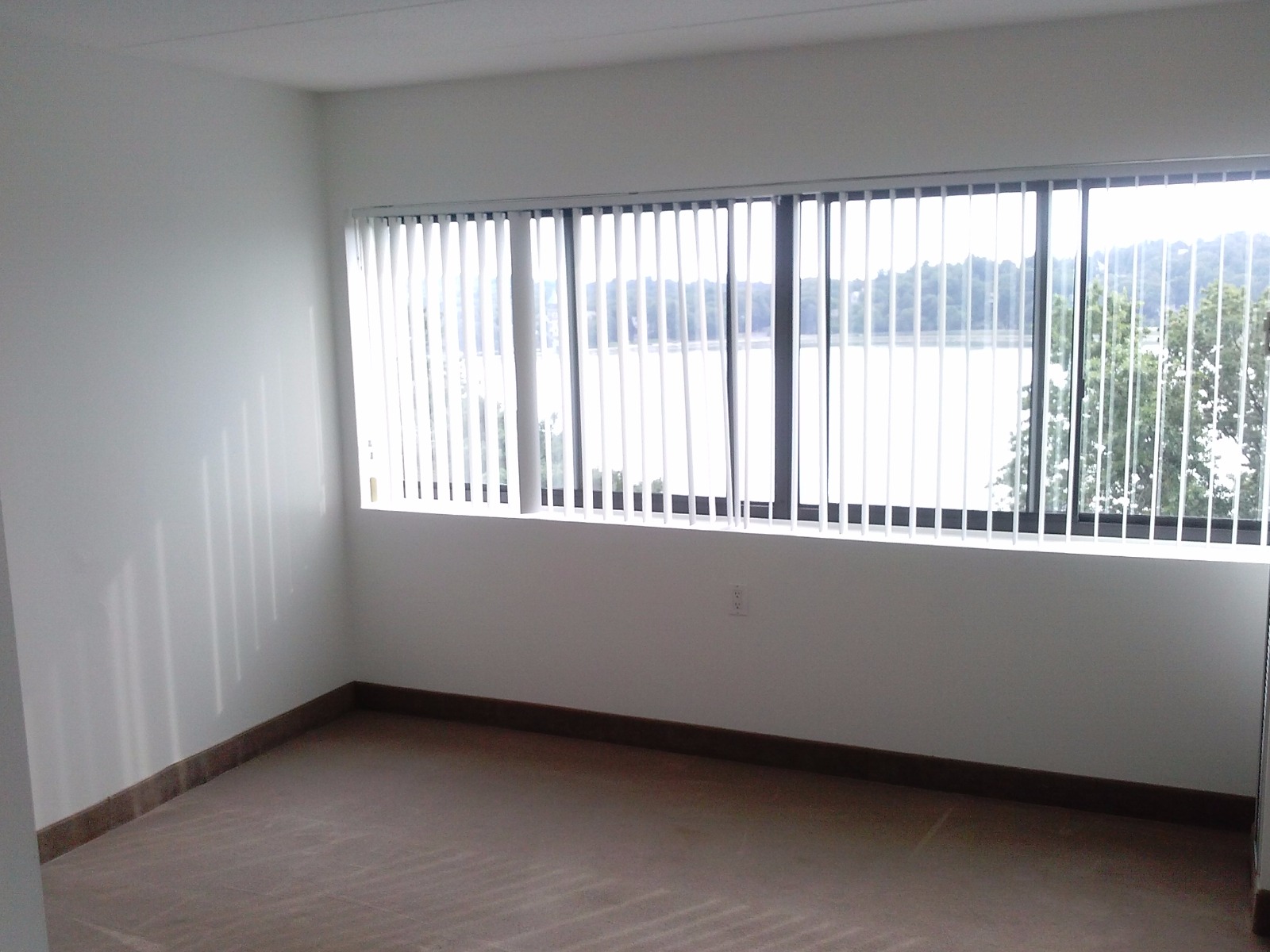 2 bed, 1 bath apartment for rent at 1925 Commonwealth Ave Unit 902, Brighton — photo 5 of 11