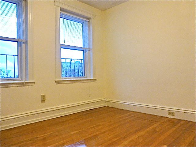 20 Queensberry St, Fenway