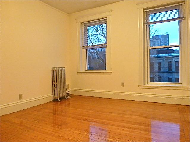 20 Queensberry St, Fenway