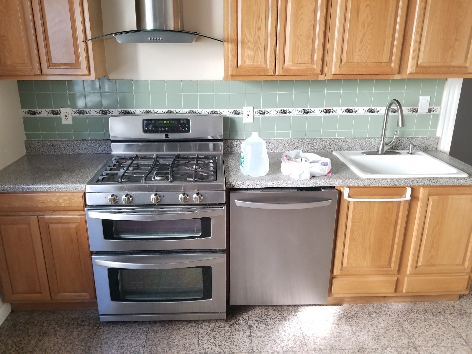 4 bed, 2 bath apartment for rent at 23 Wyman, Jamaica Plain — photo 2 of 5