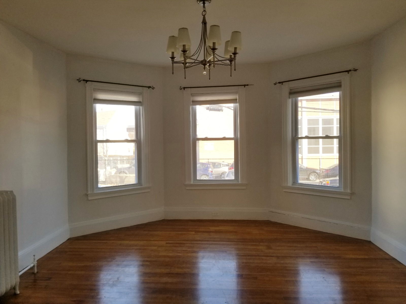 4 bed, 2 bath apartment for rent at 23 Wyman, Jamaica Plain — photo 4 of 5