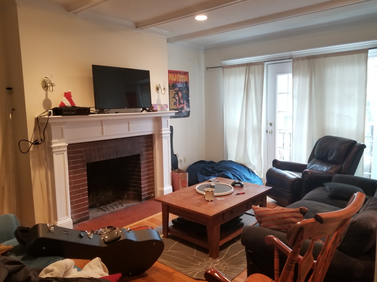 6 bed, 2 bath apartment for rent at 81 Gibbs Unit 4, Brookline — photo 3 of 7
