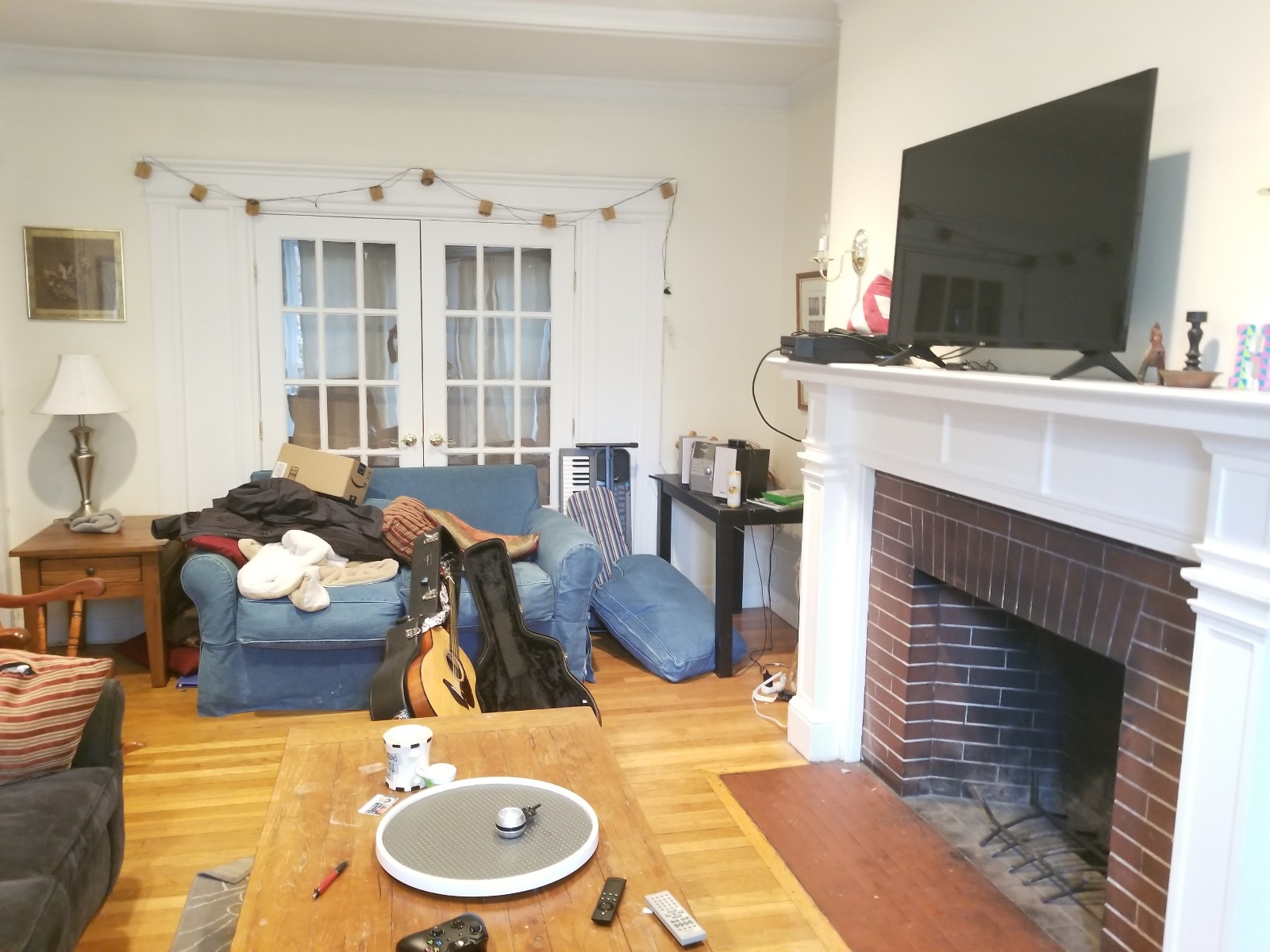 6 bed, 2 bath apartment for rent at 81 Gibbs Unit 4, Brookline — photo 4 of 7