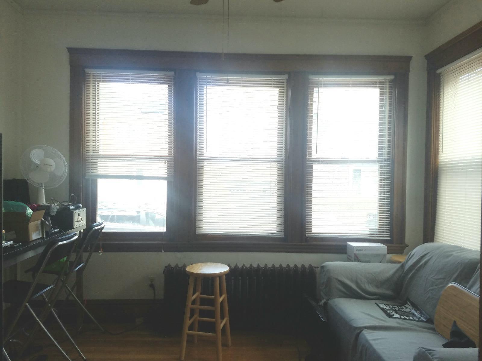 3 bed, 1 bath apartment for rent at 34 Claymoss Rd Unit 1, Brighton — photo 2 of 12