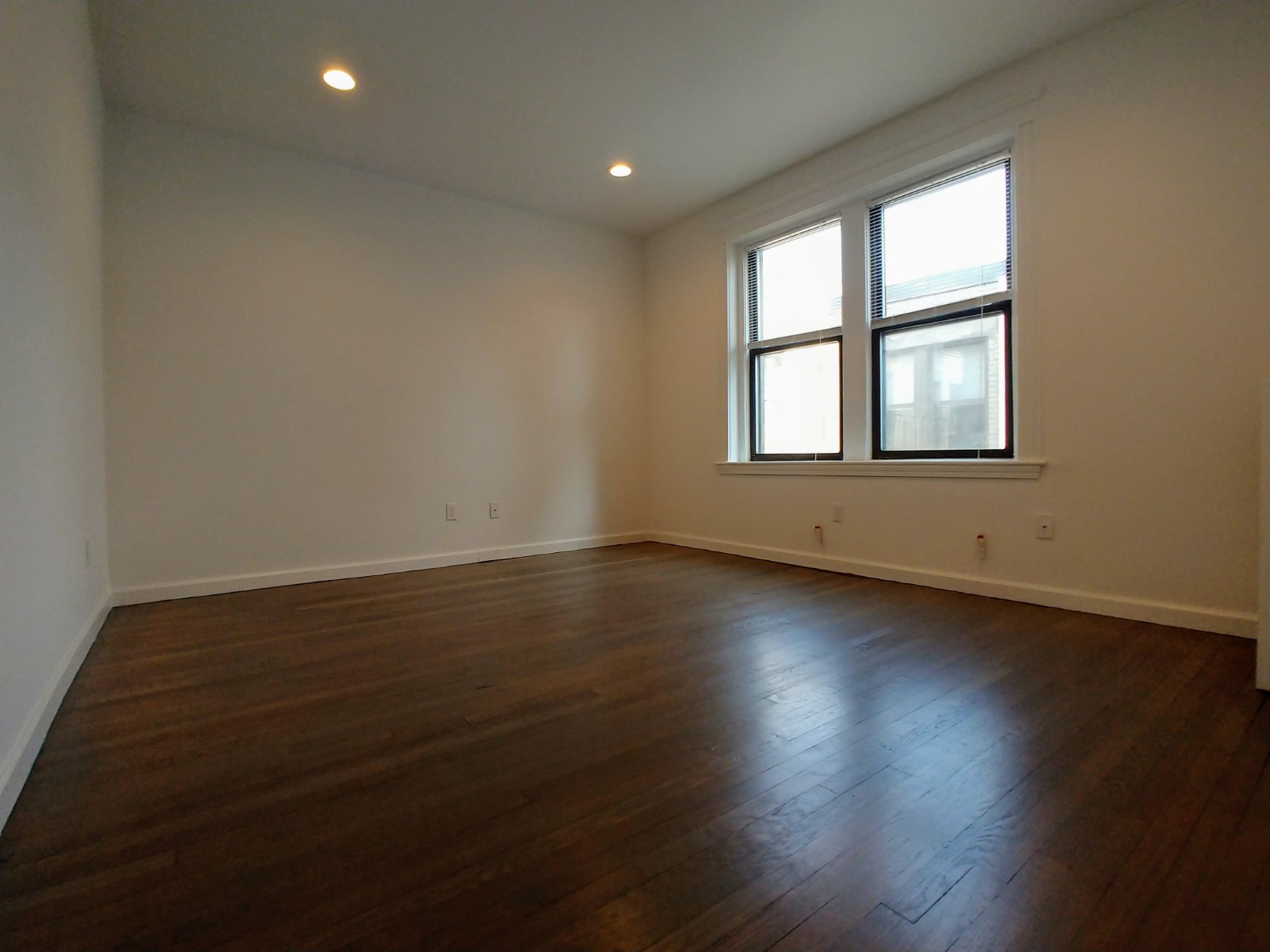 19 Peterborough St, Fenway