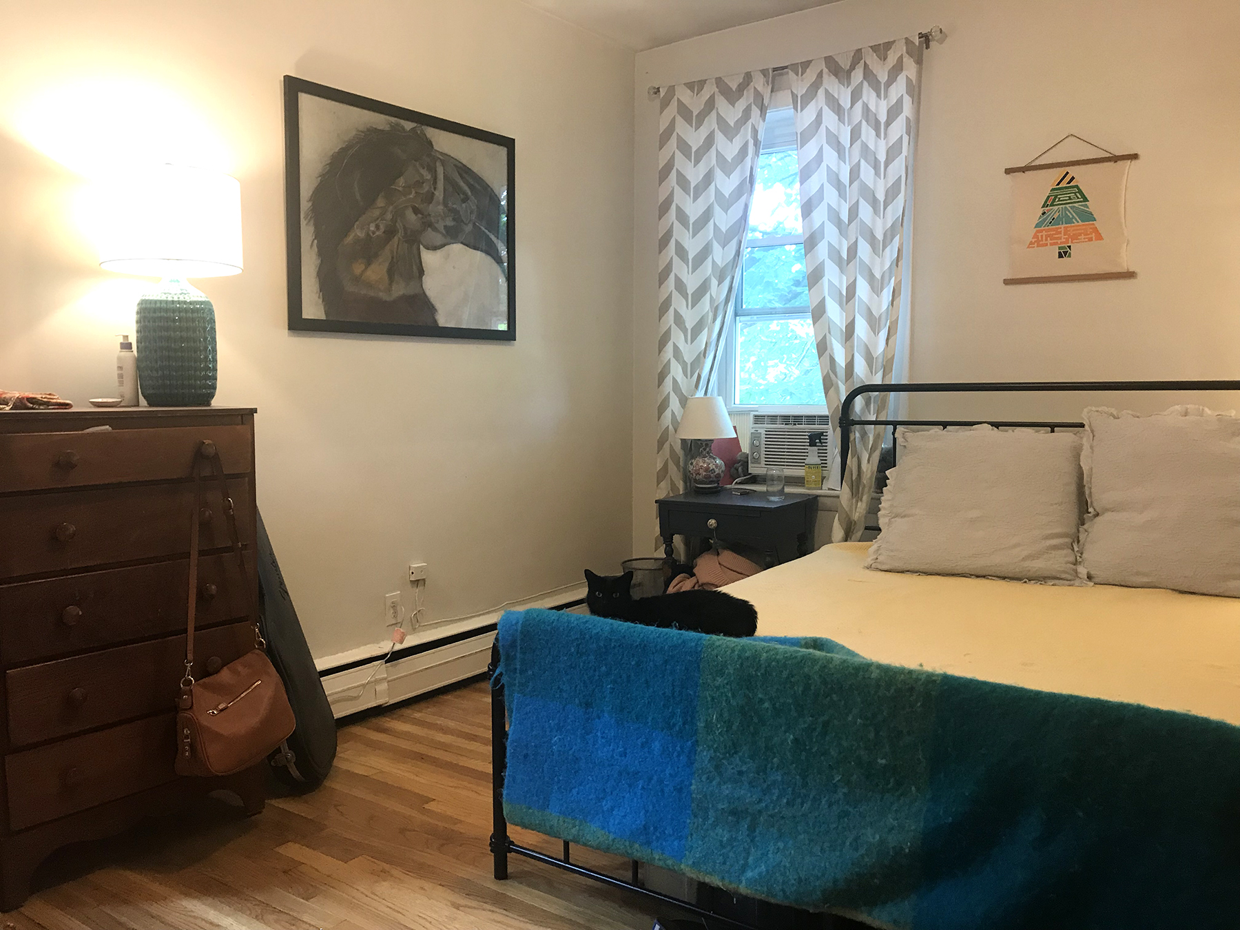 199 Winthrop Rd, Washington Square