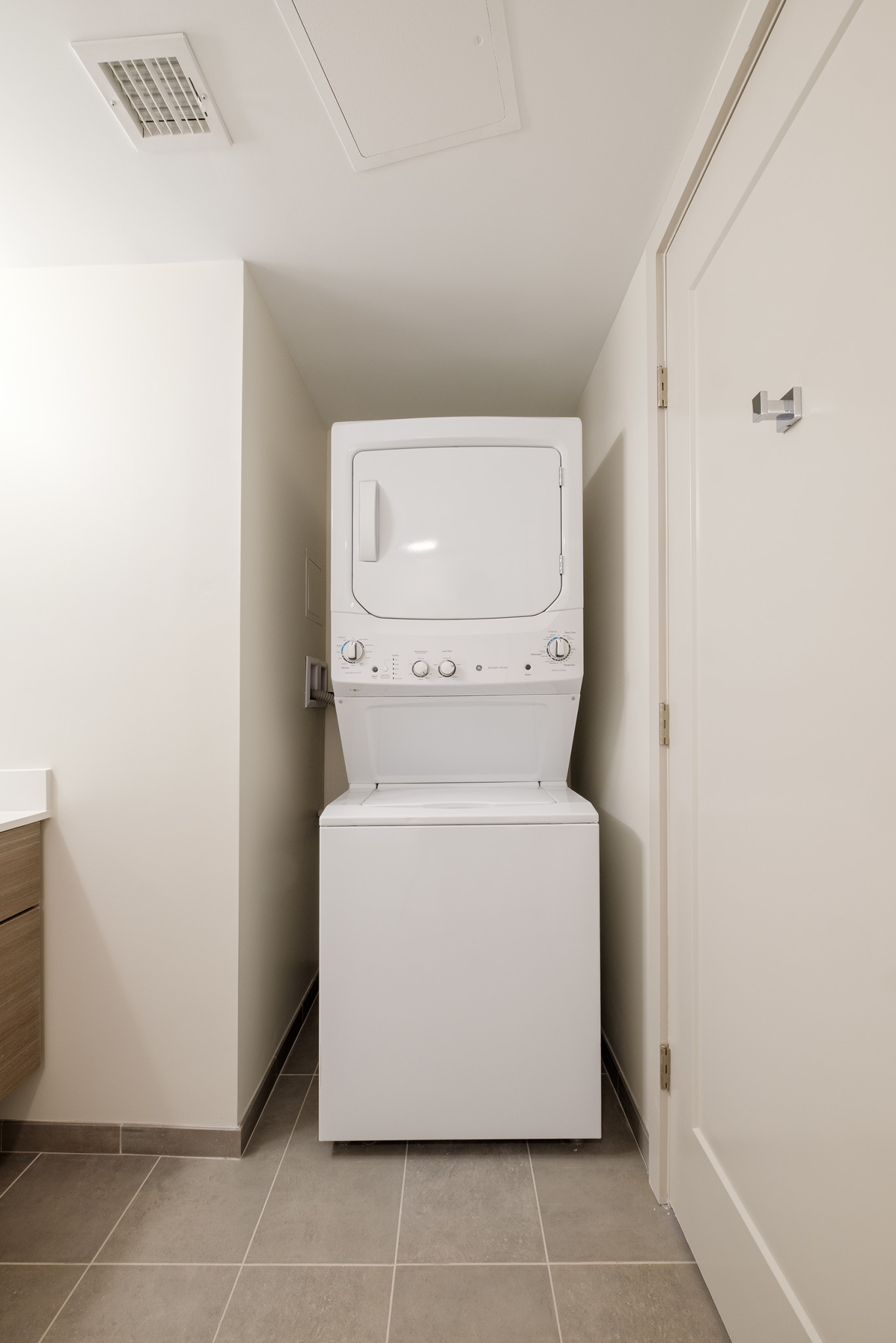 455 Harvard St, North Brookline