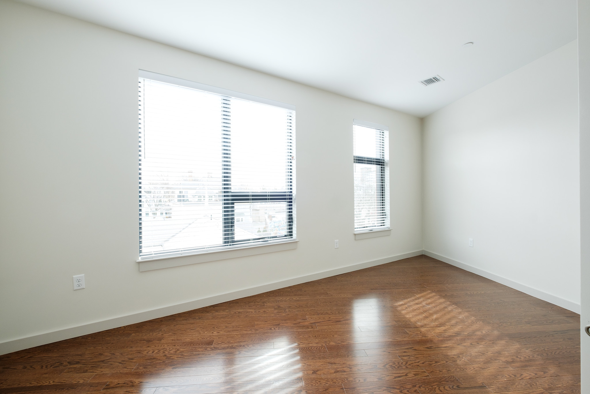 455 Harvard St, North Brookline