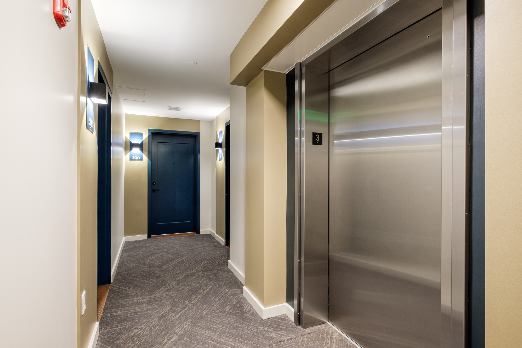 455 Harvard St, North Brookline