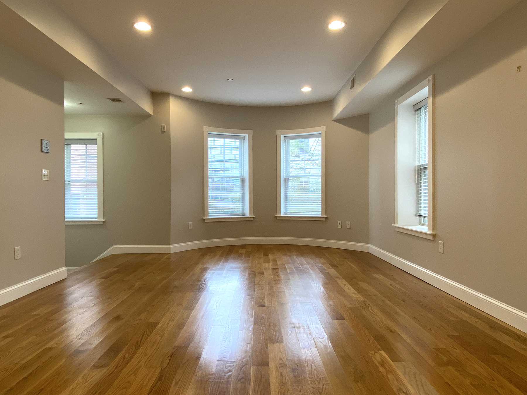 52 Kent St, Brookline Village