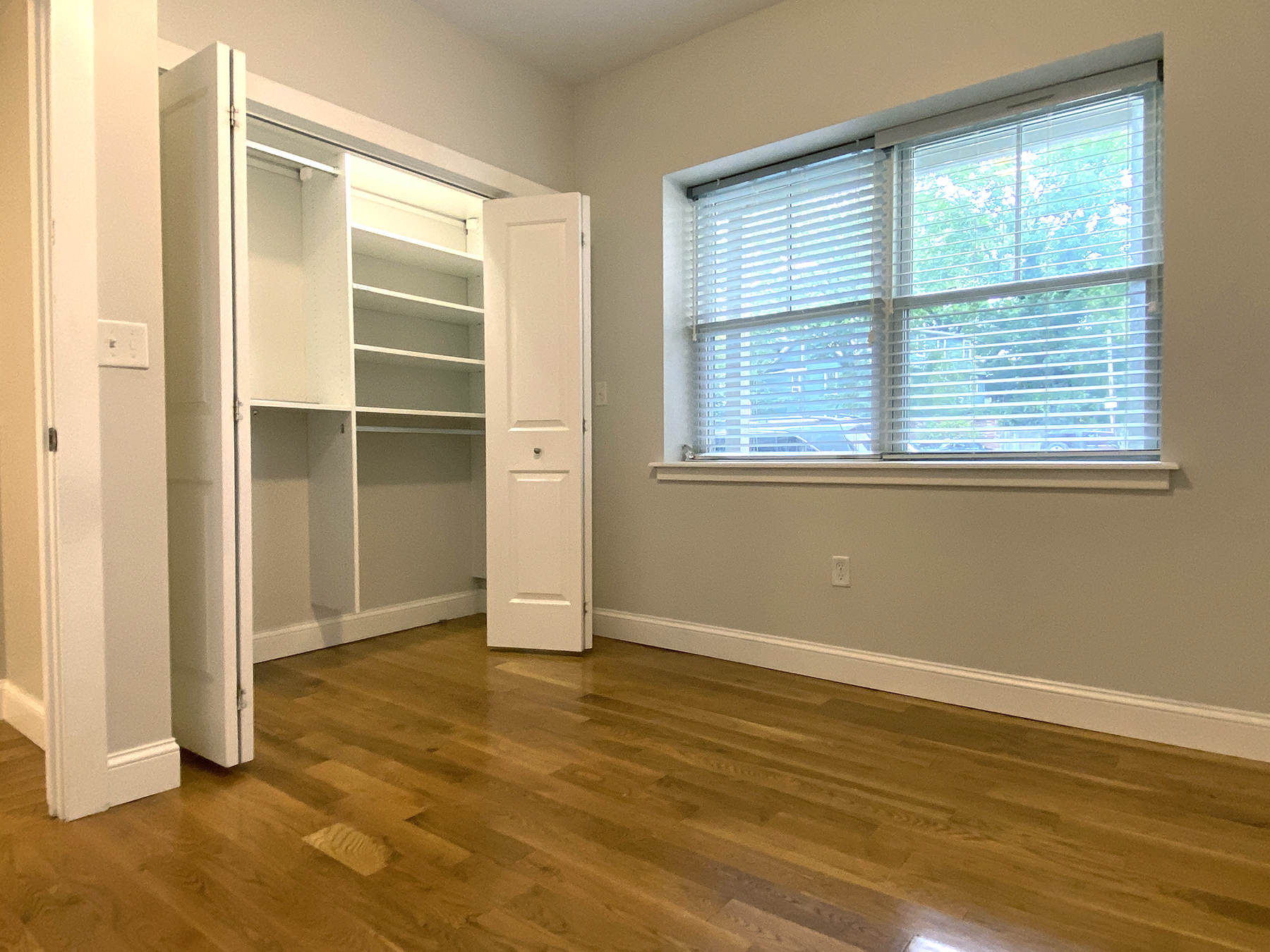 52 Kent St, Brookline Village