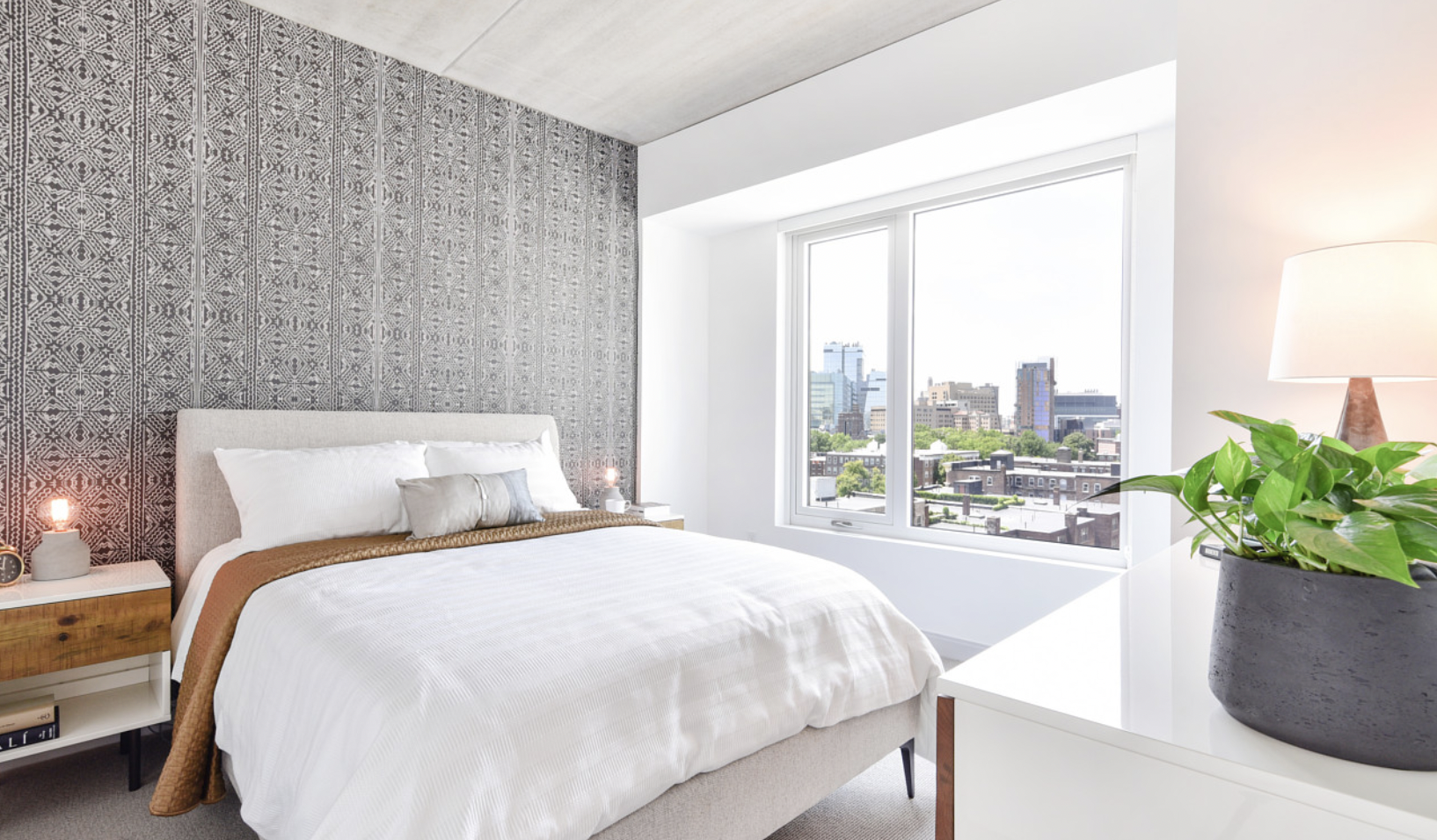 1350 Boylston St, Fenway