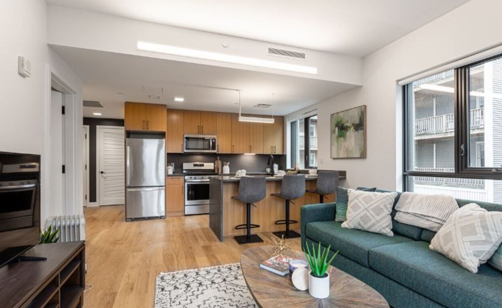 83 Gardner St, Allston