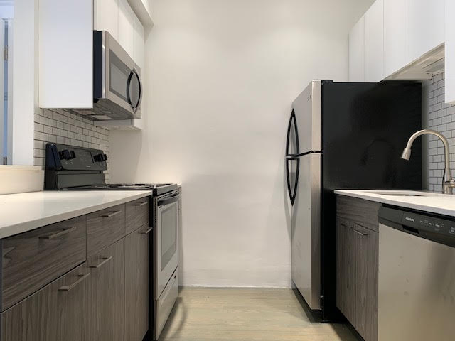 55 Queensberry St, Fenway