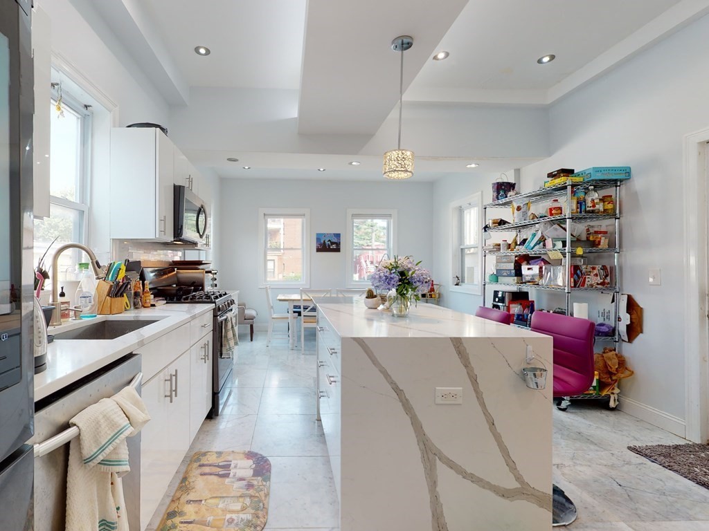 146 Columbia St, Central Square