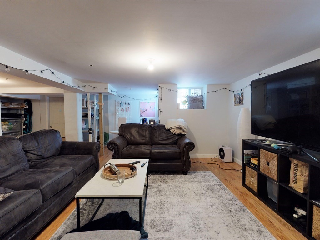 146 Columbia St, Central Square