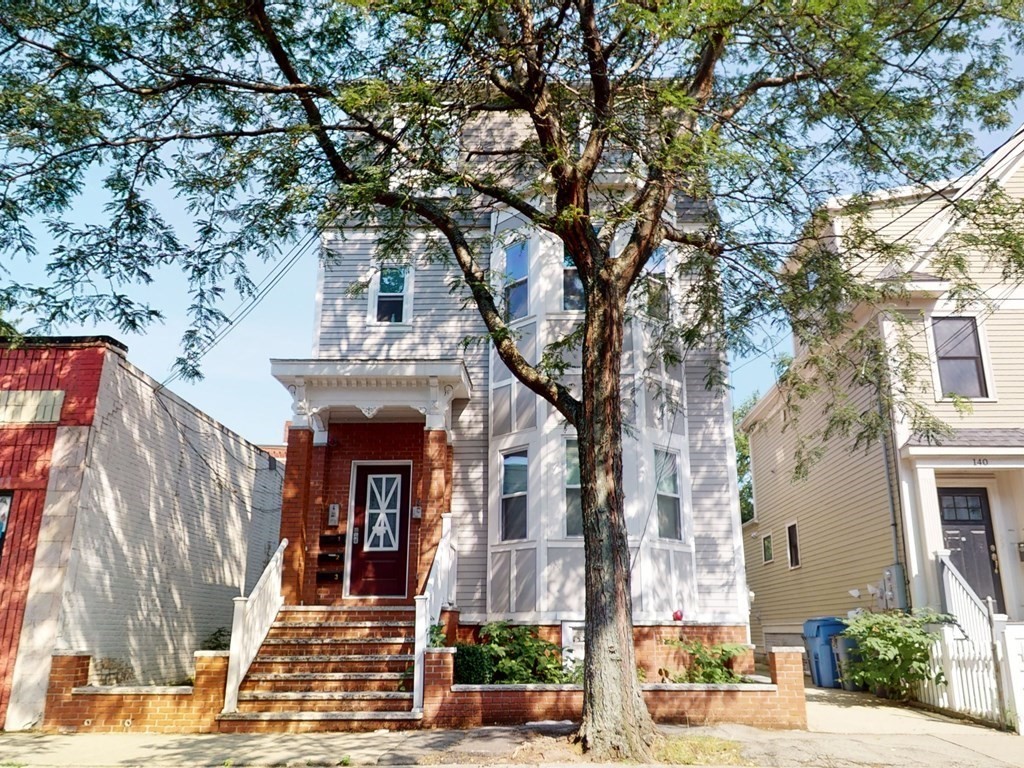 146 Columbia St, Central Square