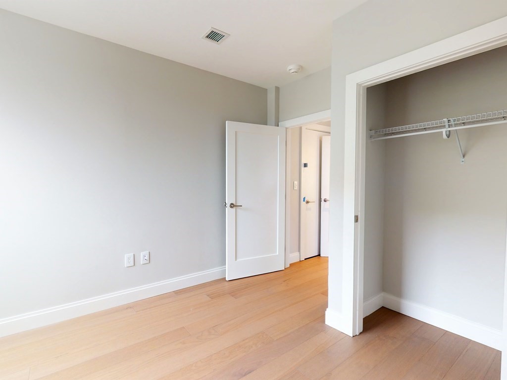 100 Shawmut Ave, South End