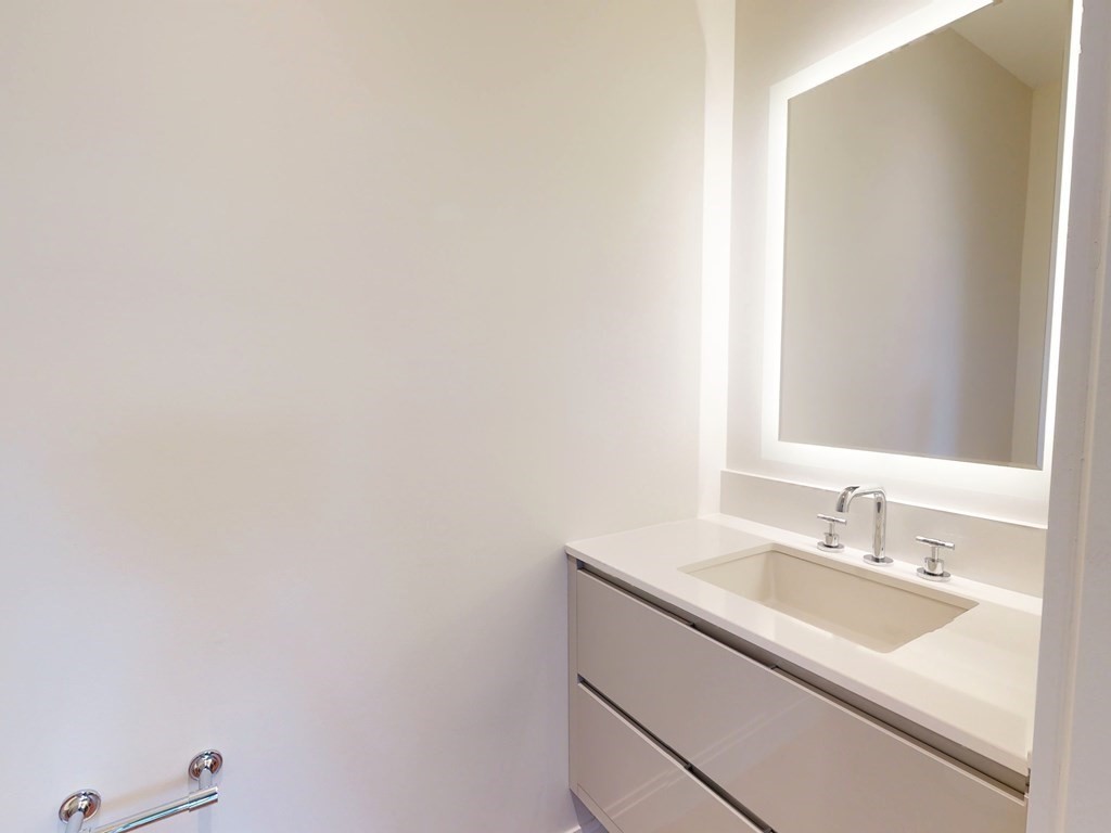 100 Shawmut Ave, South End