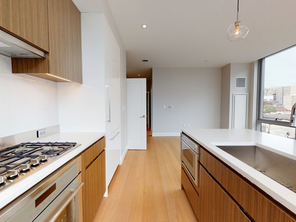 100 Shawmut Ave, South End