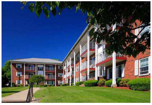 4 Brattle Dr, Arlington