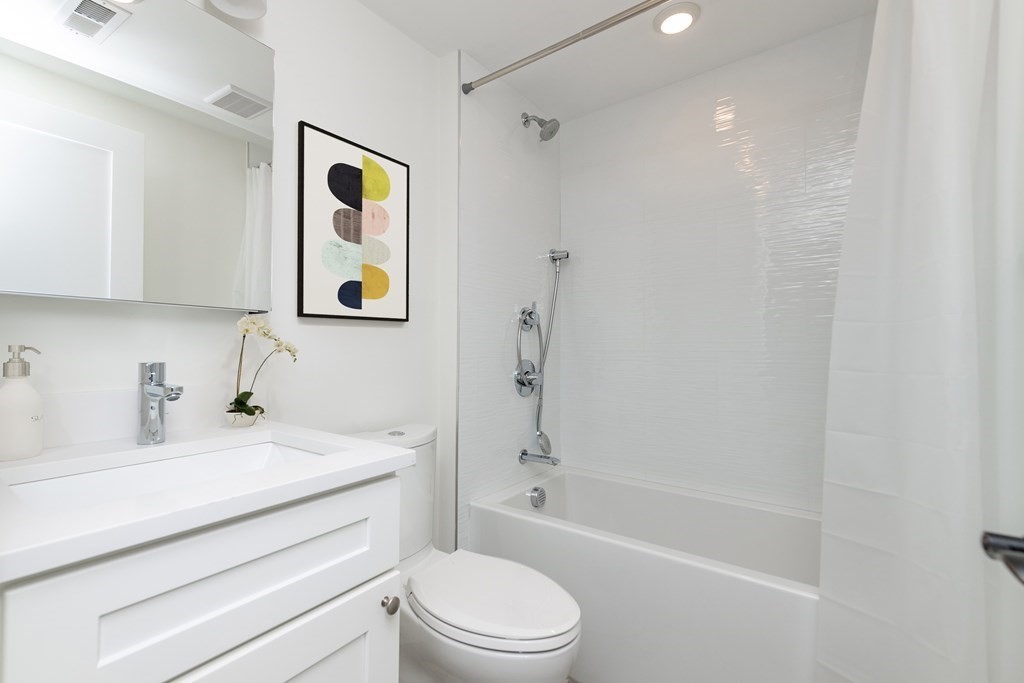 3 bed, 2 bath apartment for rent at 44 Lexington St Unit 3, East Boston — photo 10 of 13