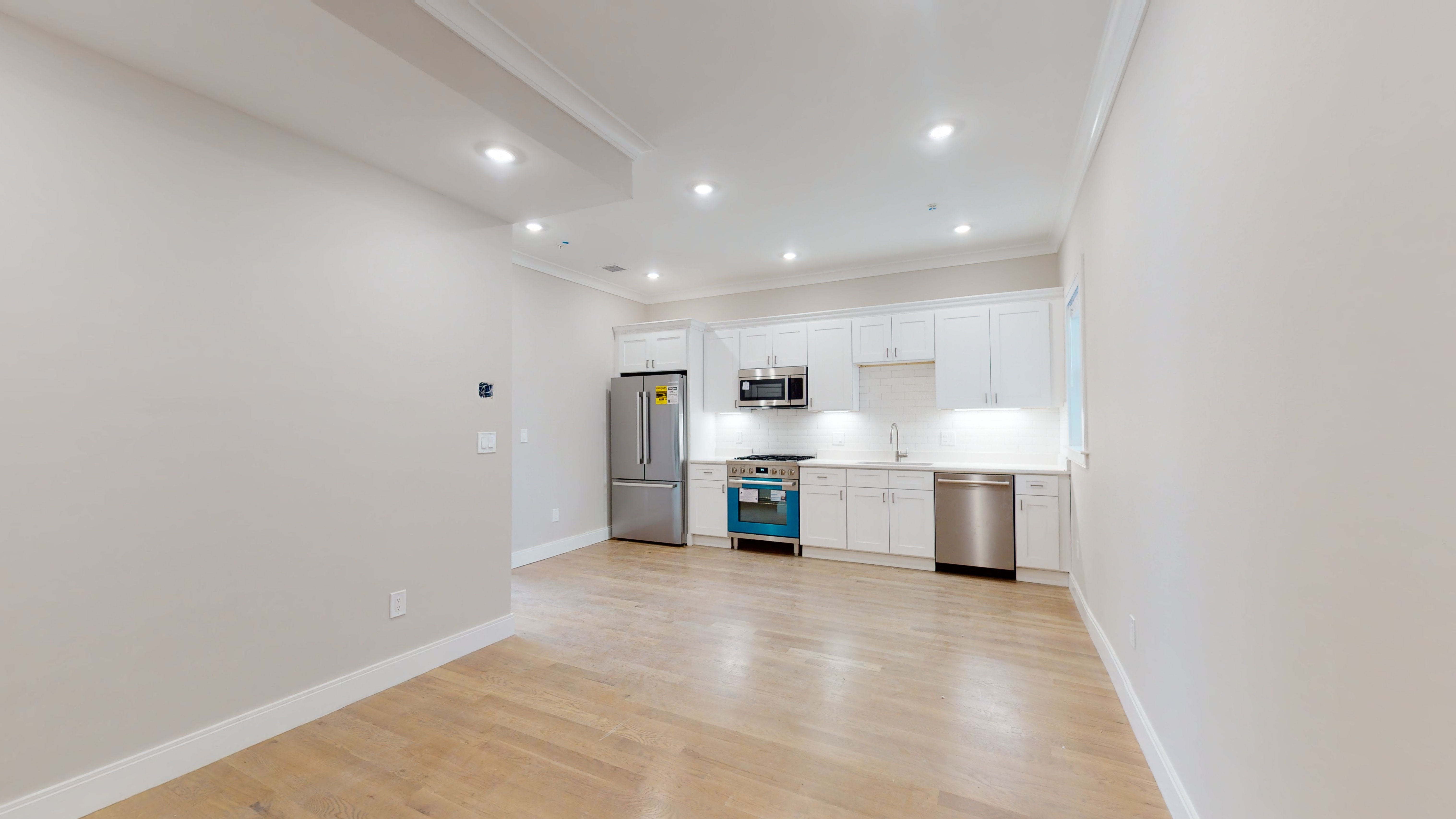 3 bed, 2 bath apartment for rent at 44 Lexington St Unit 22, East Boston — photo 5 of 29