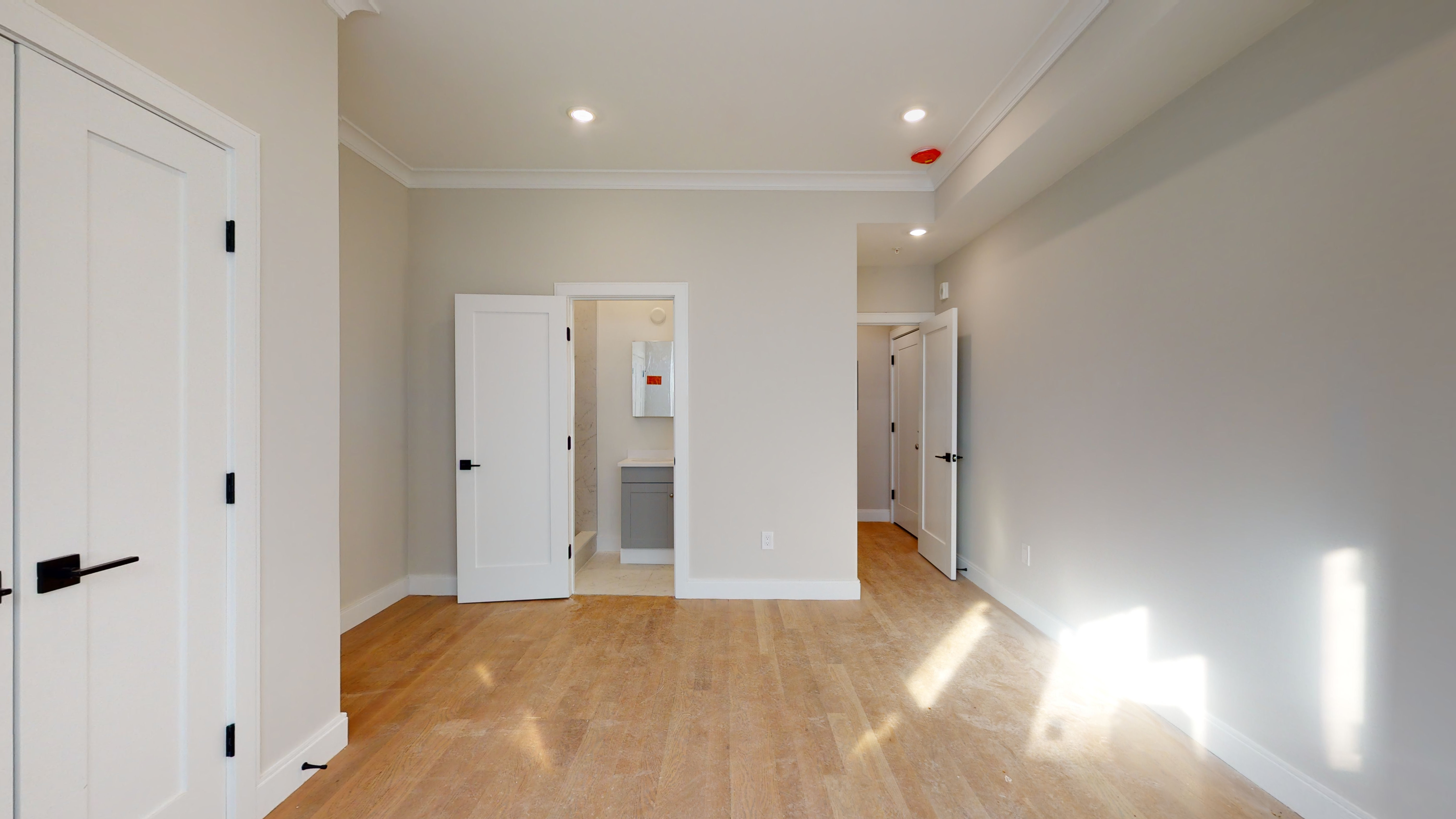 3 bed, 2 bath apartment for rent at 44 Lexington St Unit 1, East Boston — photo 3 of 23