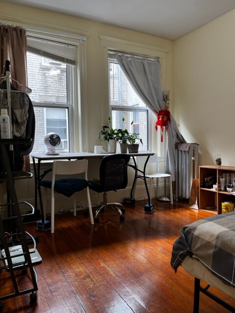 51 Queensberry St, Fenway