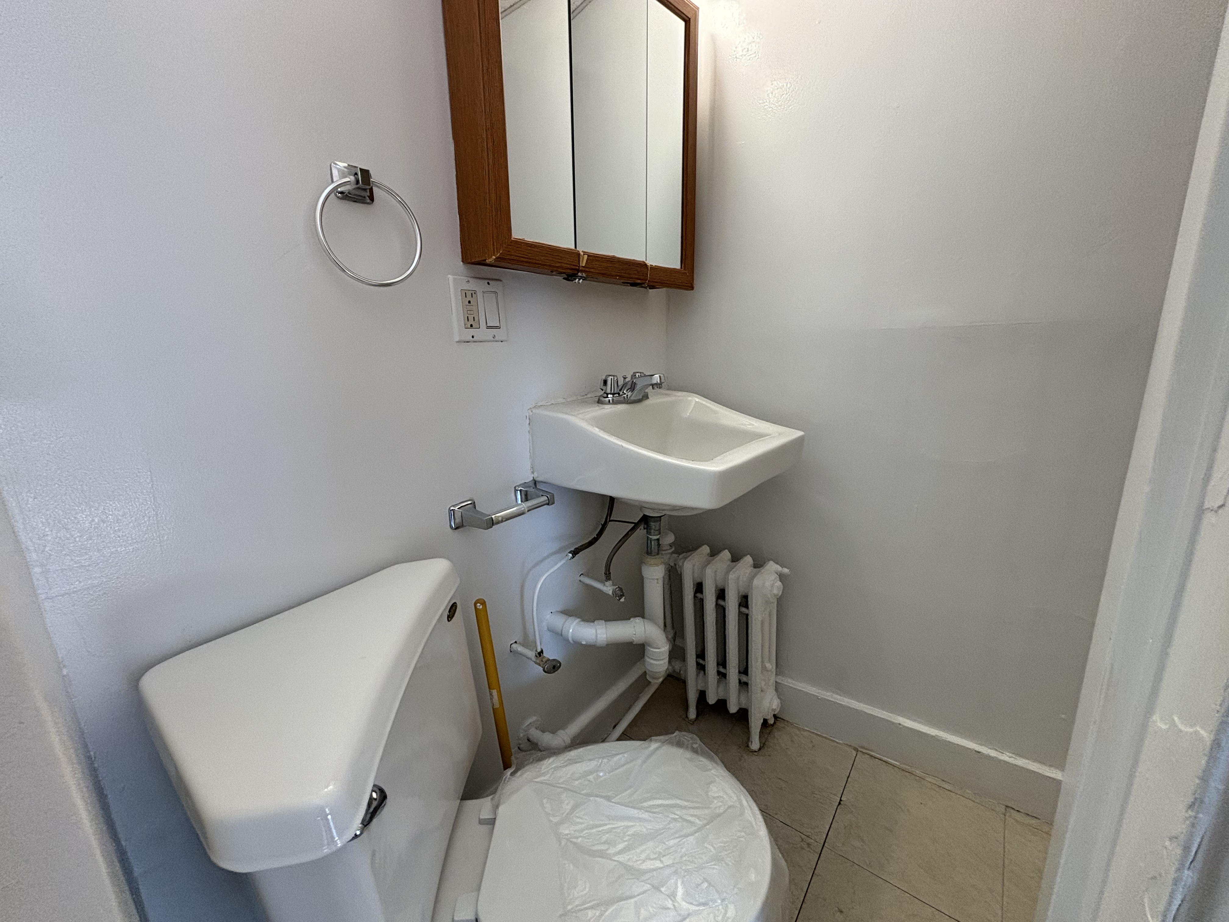 90 Myrtle St, Beacon Hill