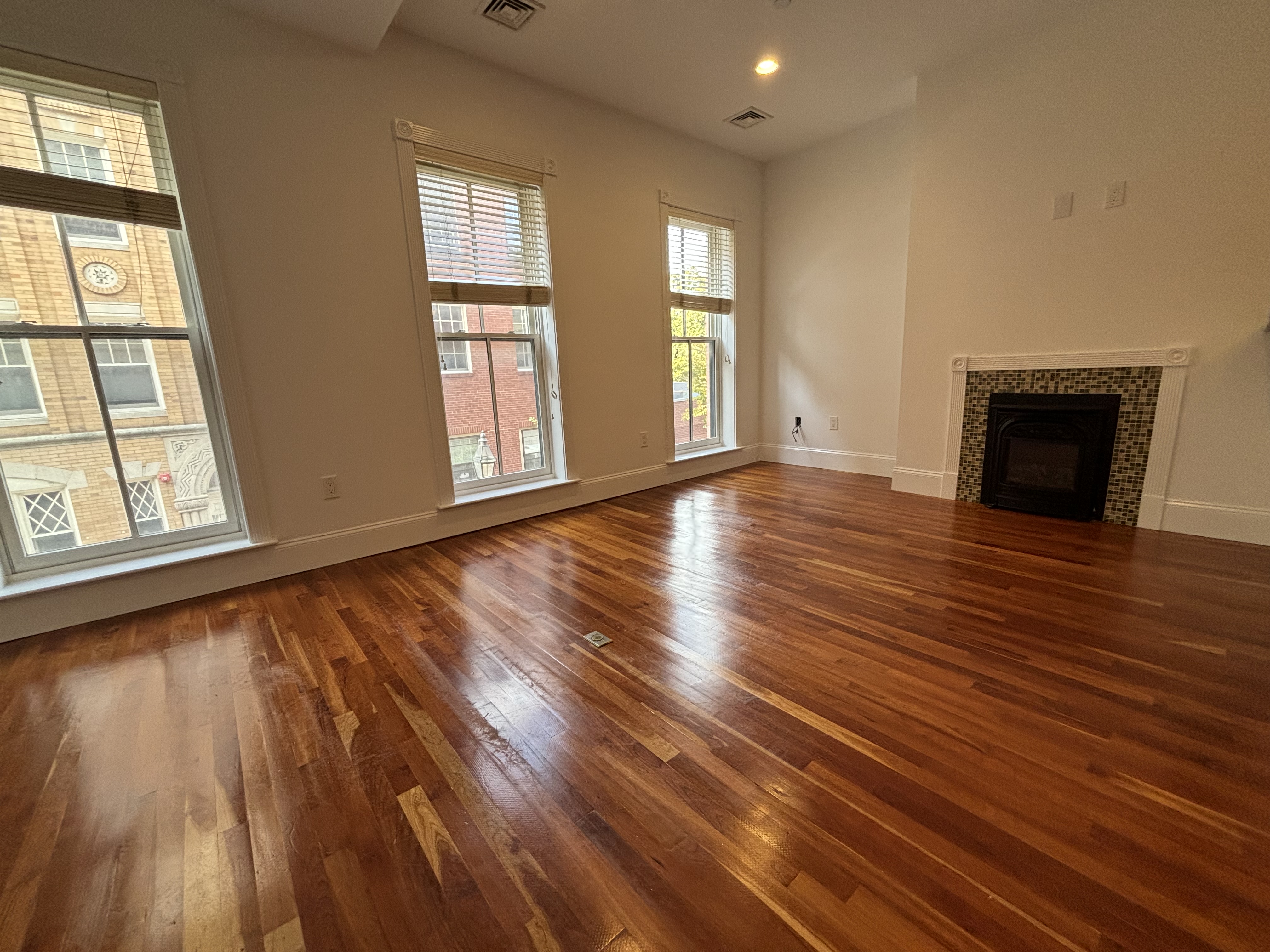 16 Temple St, Beacon Hill