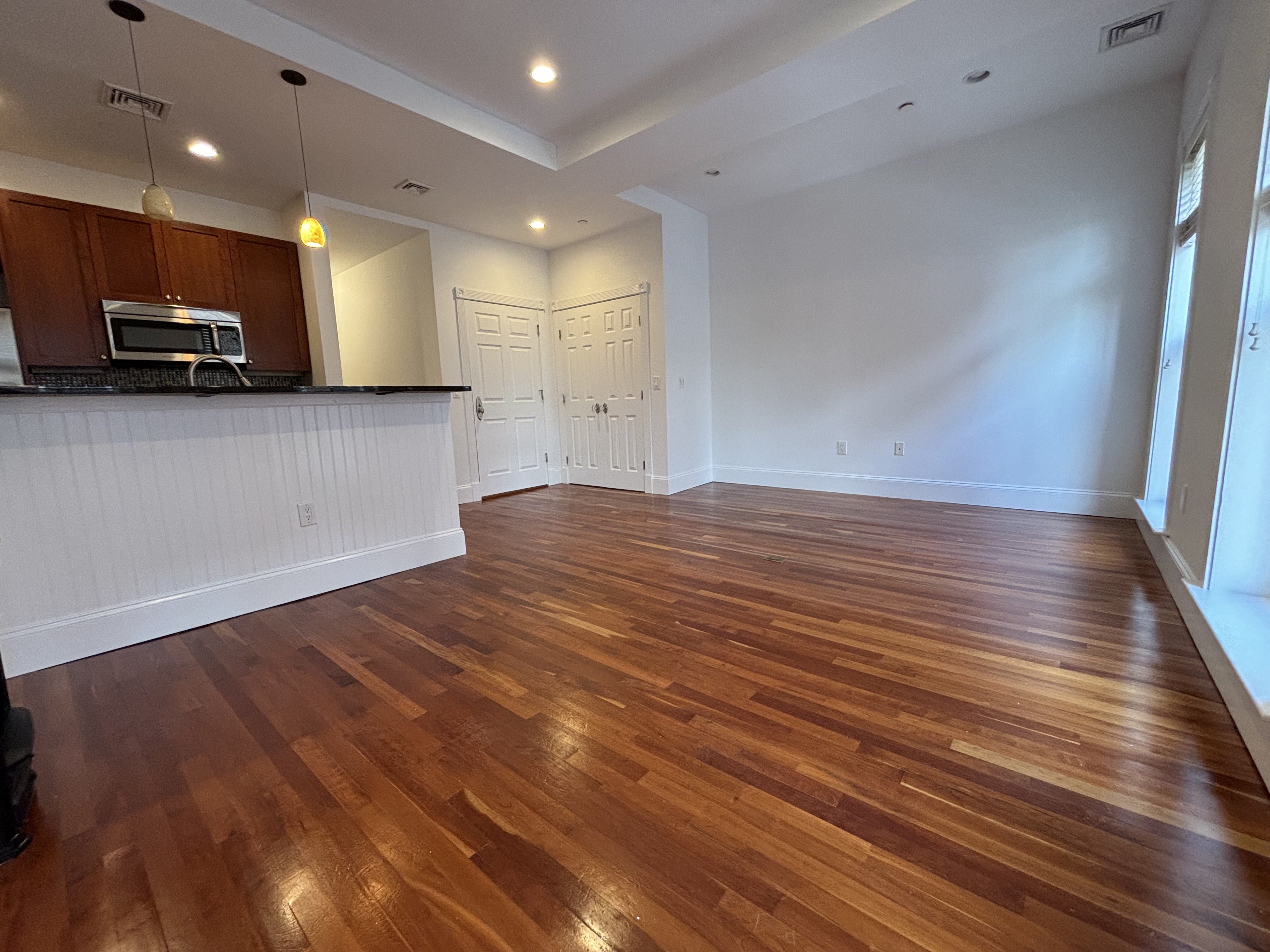 16 Temple St, Beacon Hill