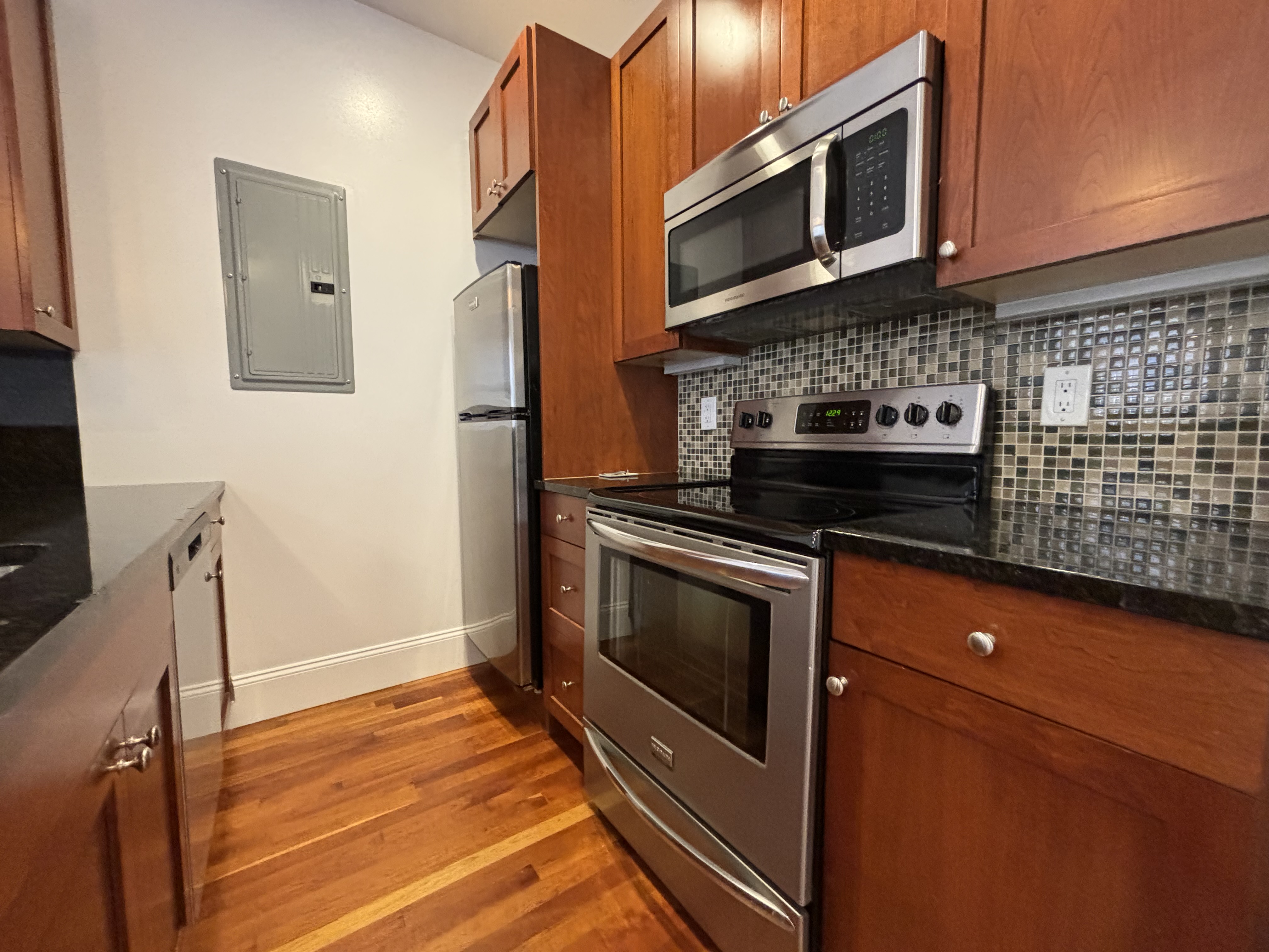 16 Temple St, Beacon Hill