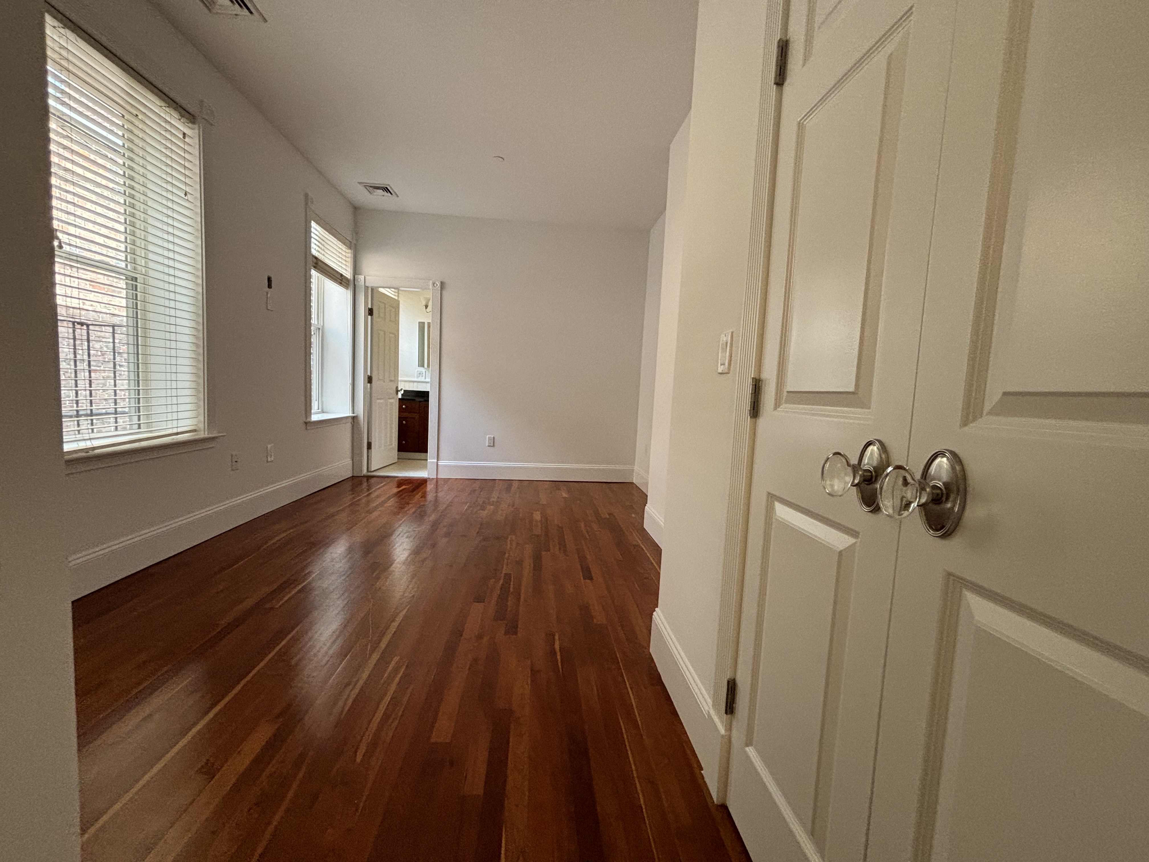 16 Temple St, Beacon Hill