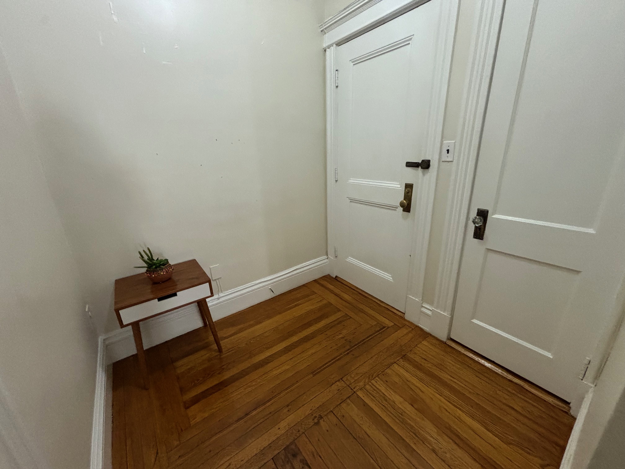 22 Euston St, Brookline