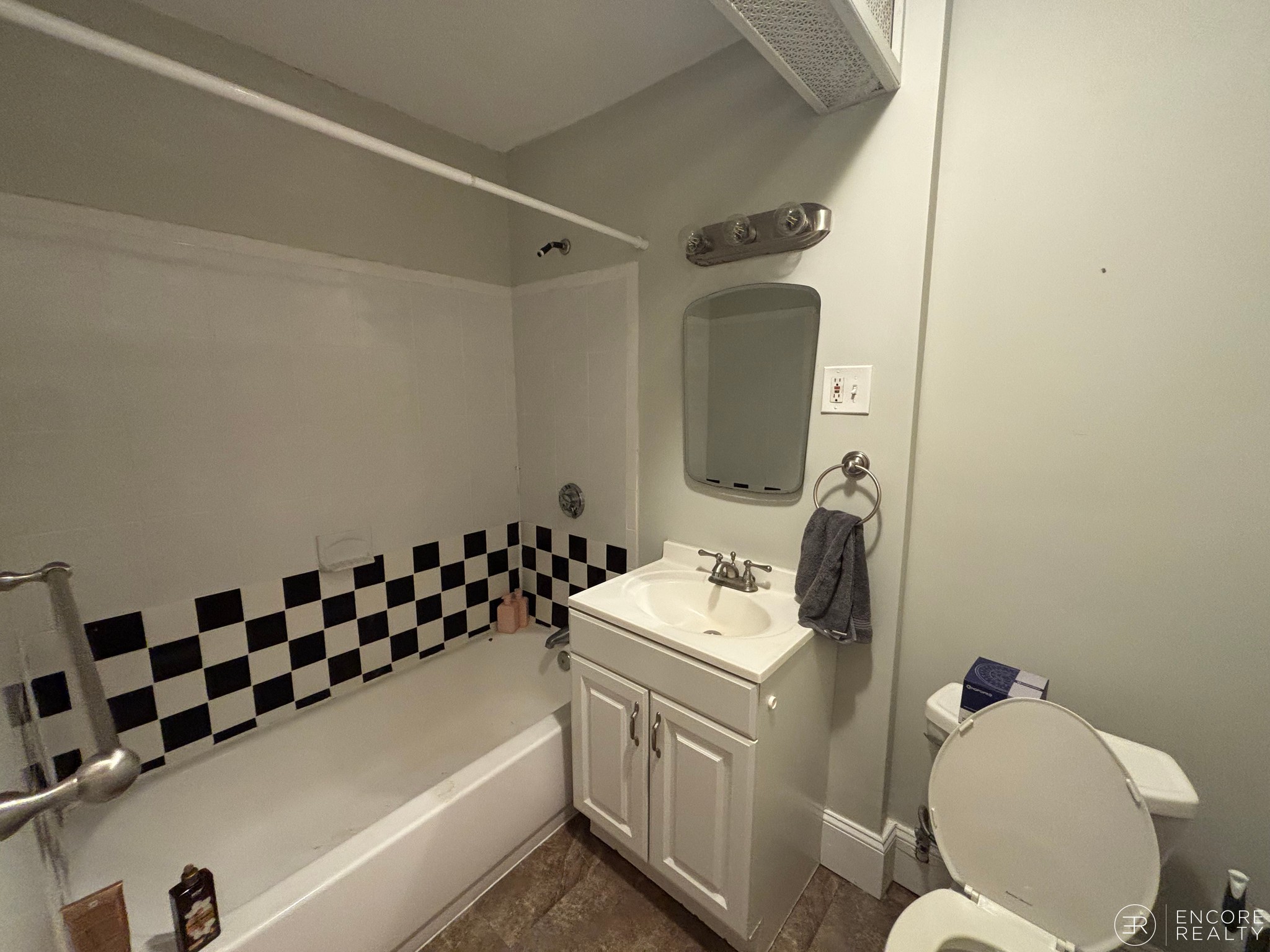Photos of apartment on Tappan St.,Brookline MA 02445