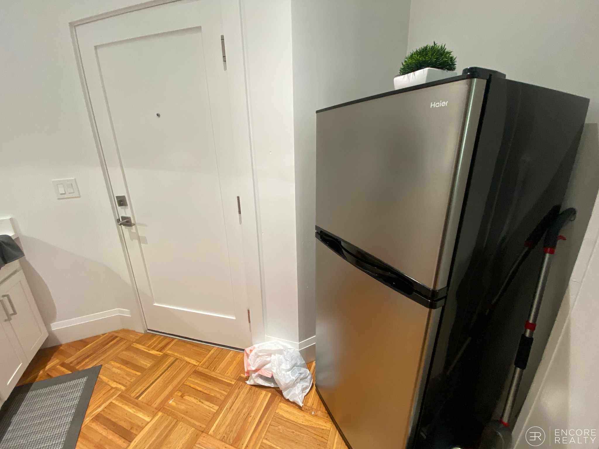 Photos of apartment on Regent Cir.,Brookline MA 02445