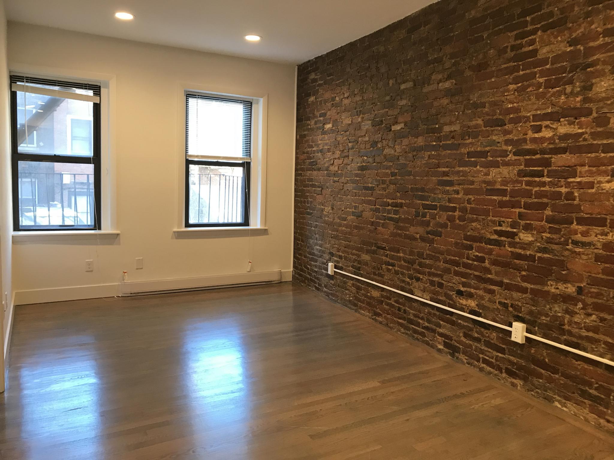 88 West Cedar St, Beacon Hill