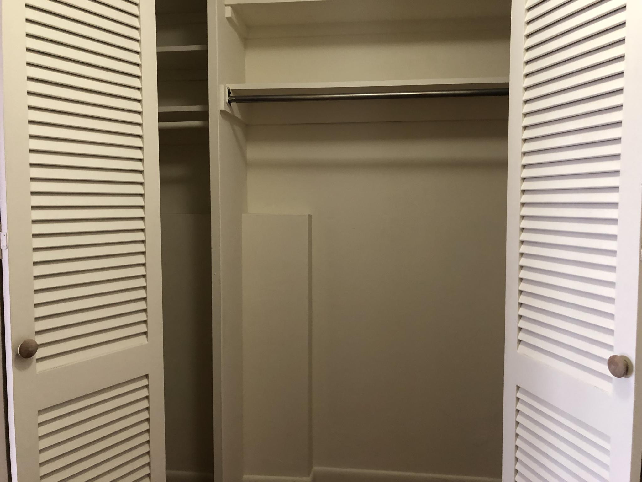 101 Monmouth St, Longwood