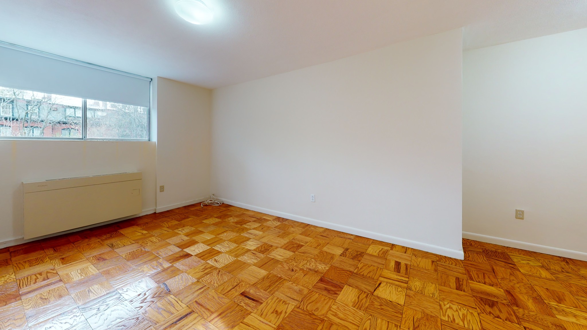 101 Monmouth St, Longwood