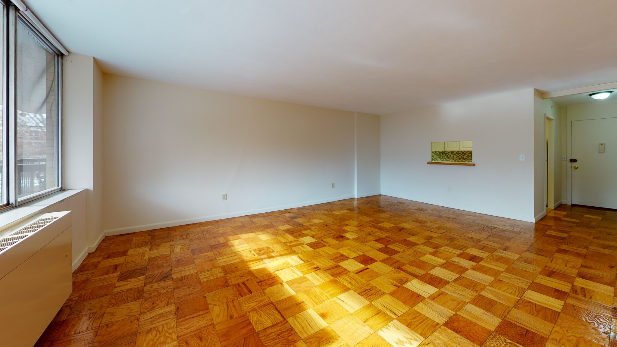 101 Monmouth St, Longwood