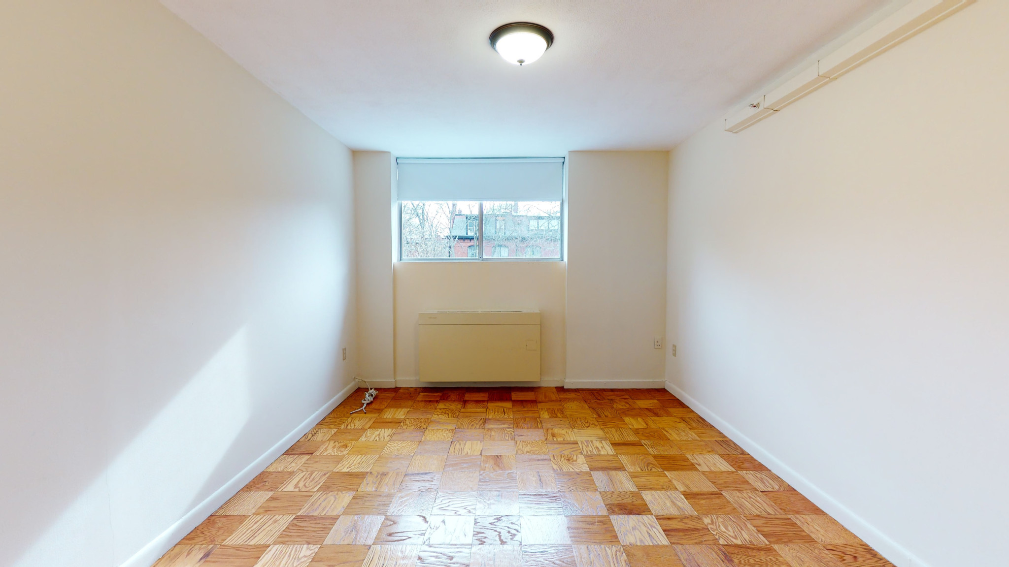 101 Monmouth St, Longwood