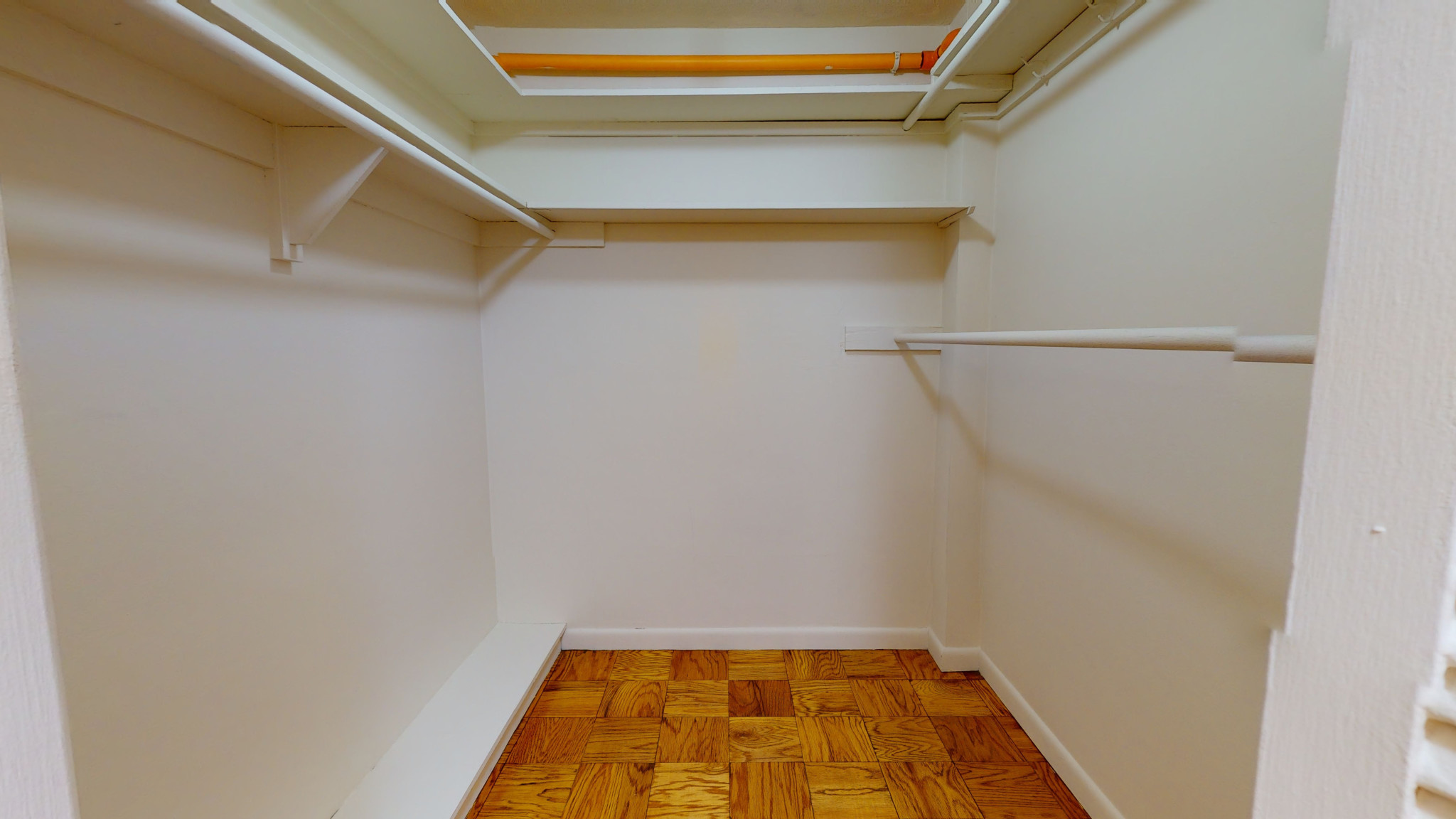 101 Monmouth St, Longwood