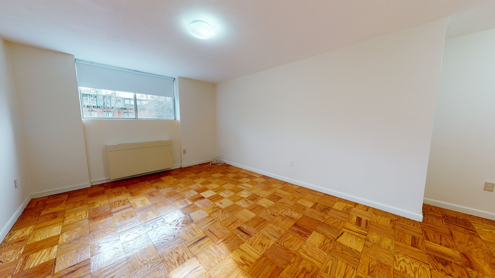 101 Monmouth St, Longwood