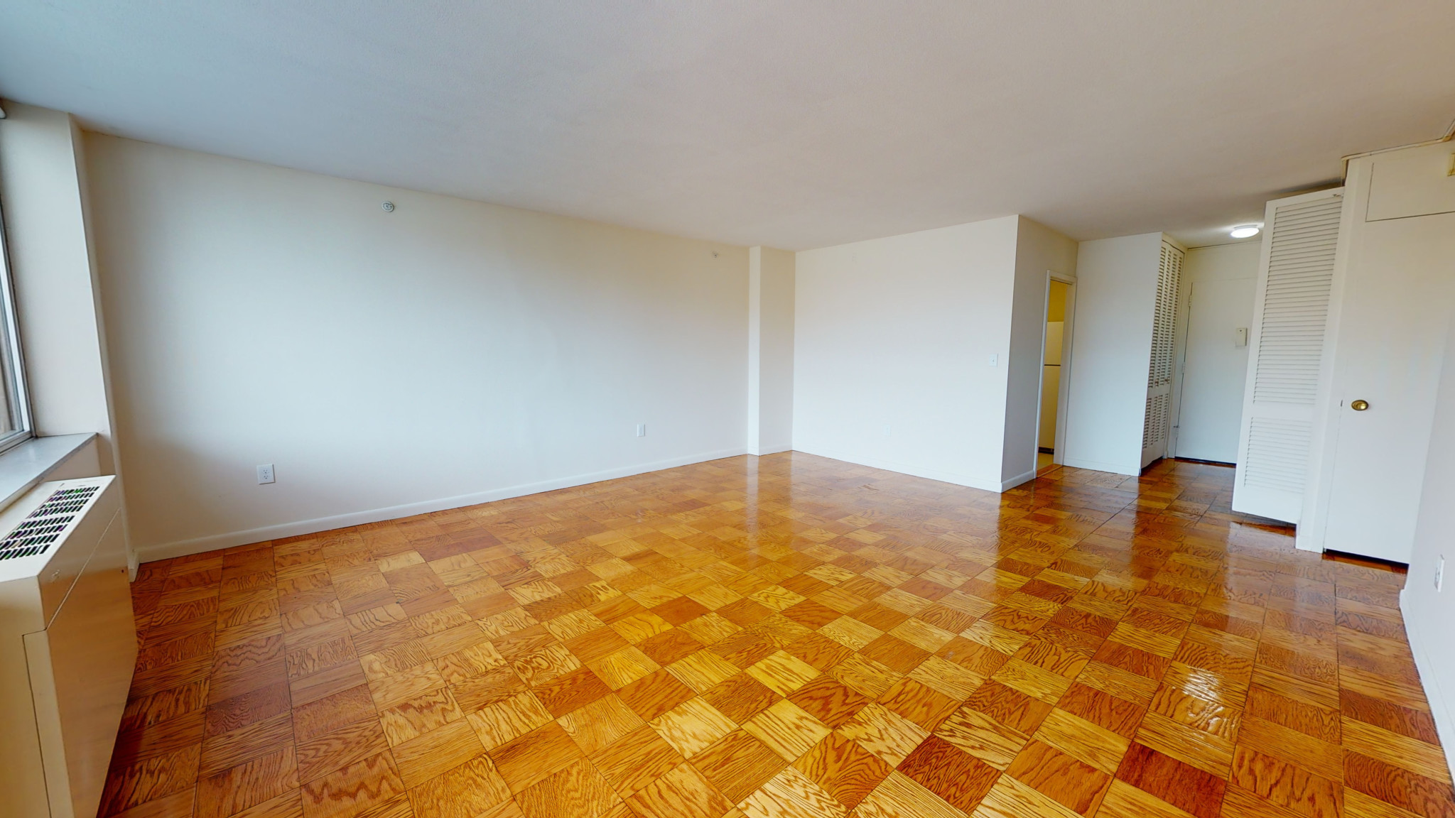 100 Monmouth St, Longwood