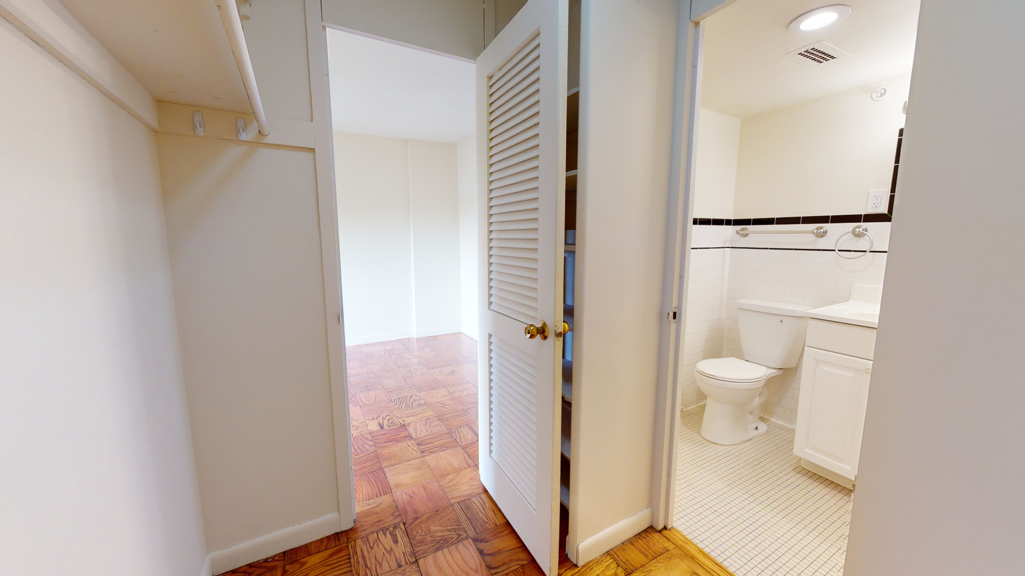 101 Monmouth St, Coolidge Corner